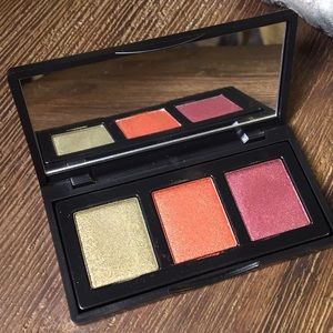 Naked Cosmetics Eyeshadow Palette